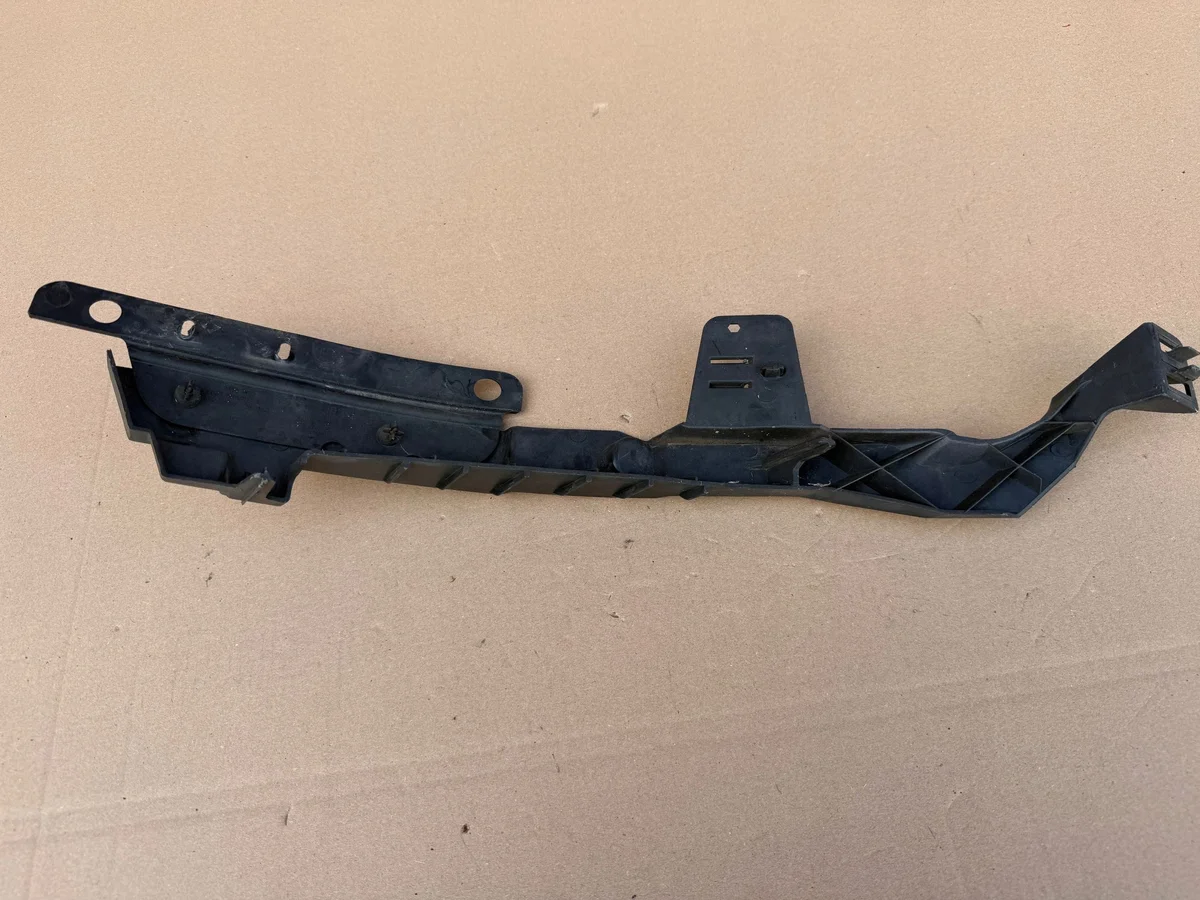 Support phare gauche Opel Astra J 13287639 image 4