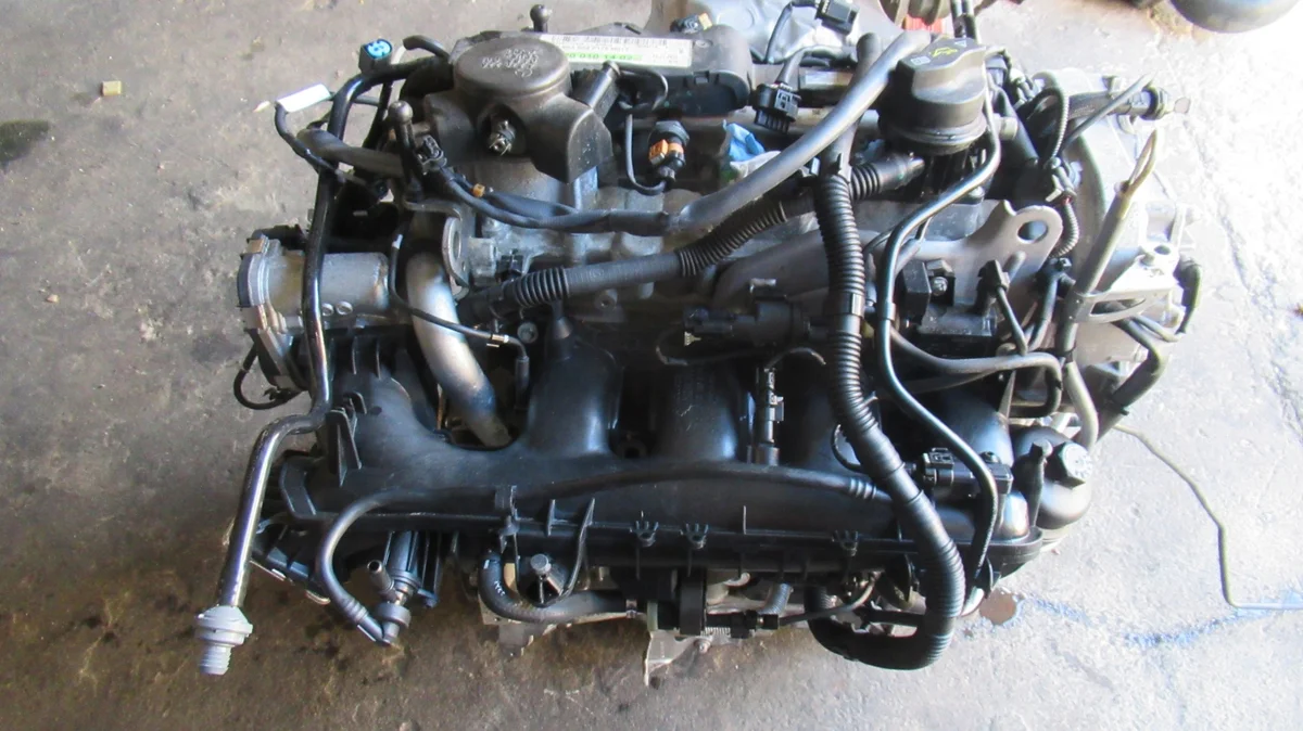 Motor Mercedes-Benz A W176 M270910 image 3