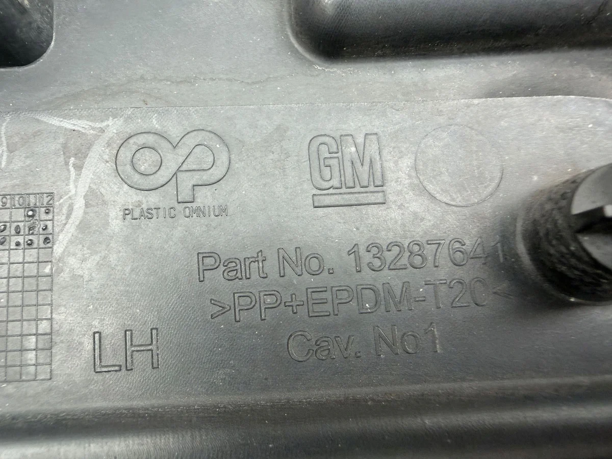 Opel Astra J Rückleuchtenhalter Links Gebraucht image 5