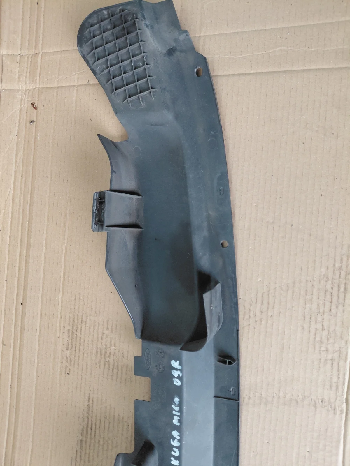 Ford Kuga Mk1 Cache Pare-chocs Avant 8V41-16613-AD image 5