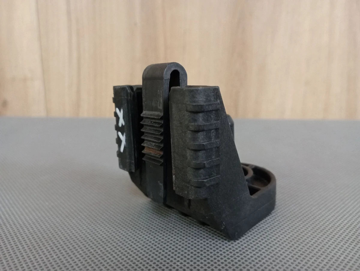 Support radiateur Mercedes SLK R171 A1715040540 image 3