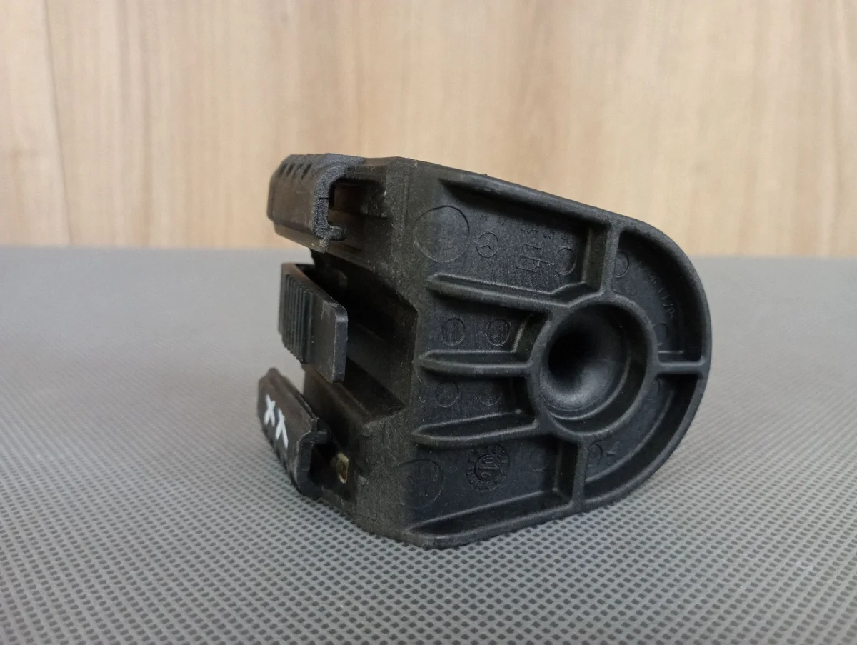 Support radiateur Mercedes SLK R171 A1715040540 image 4