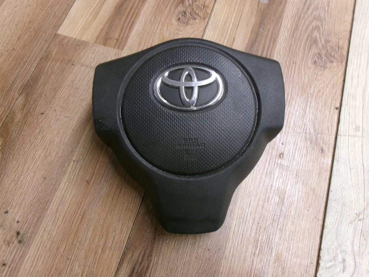 Toyota Urban Cruiser Airbag-ohjauspyörä