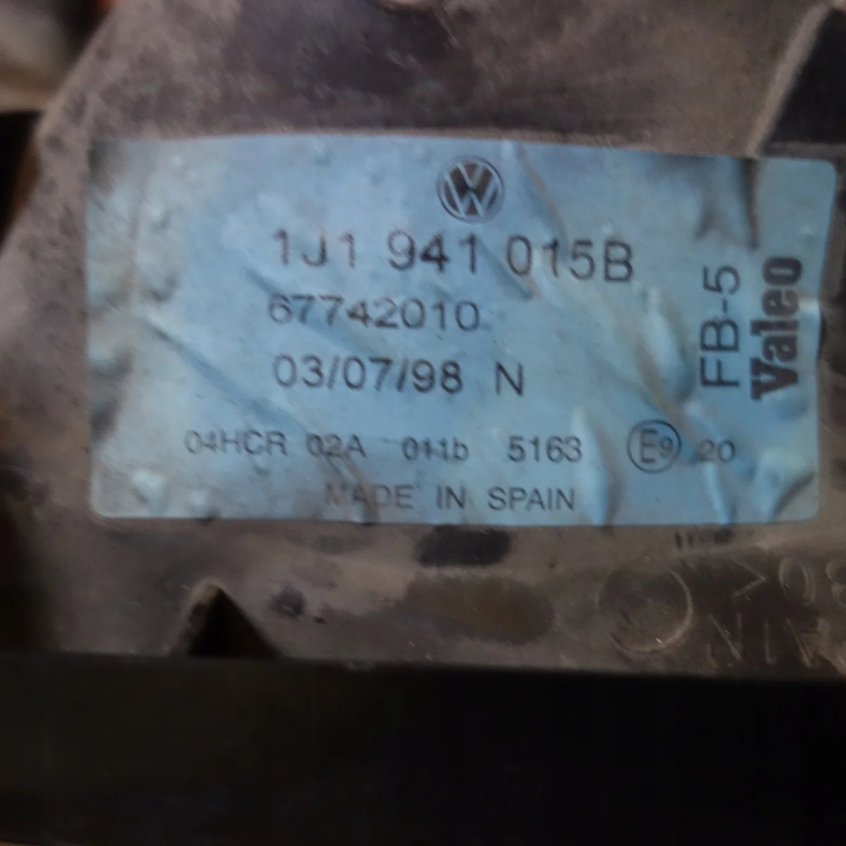 Phare Gauche VW Golf IV 1J1941015B image 6