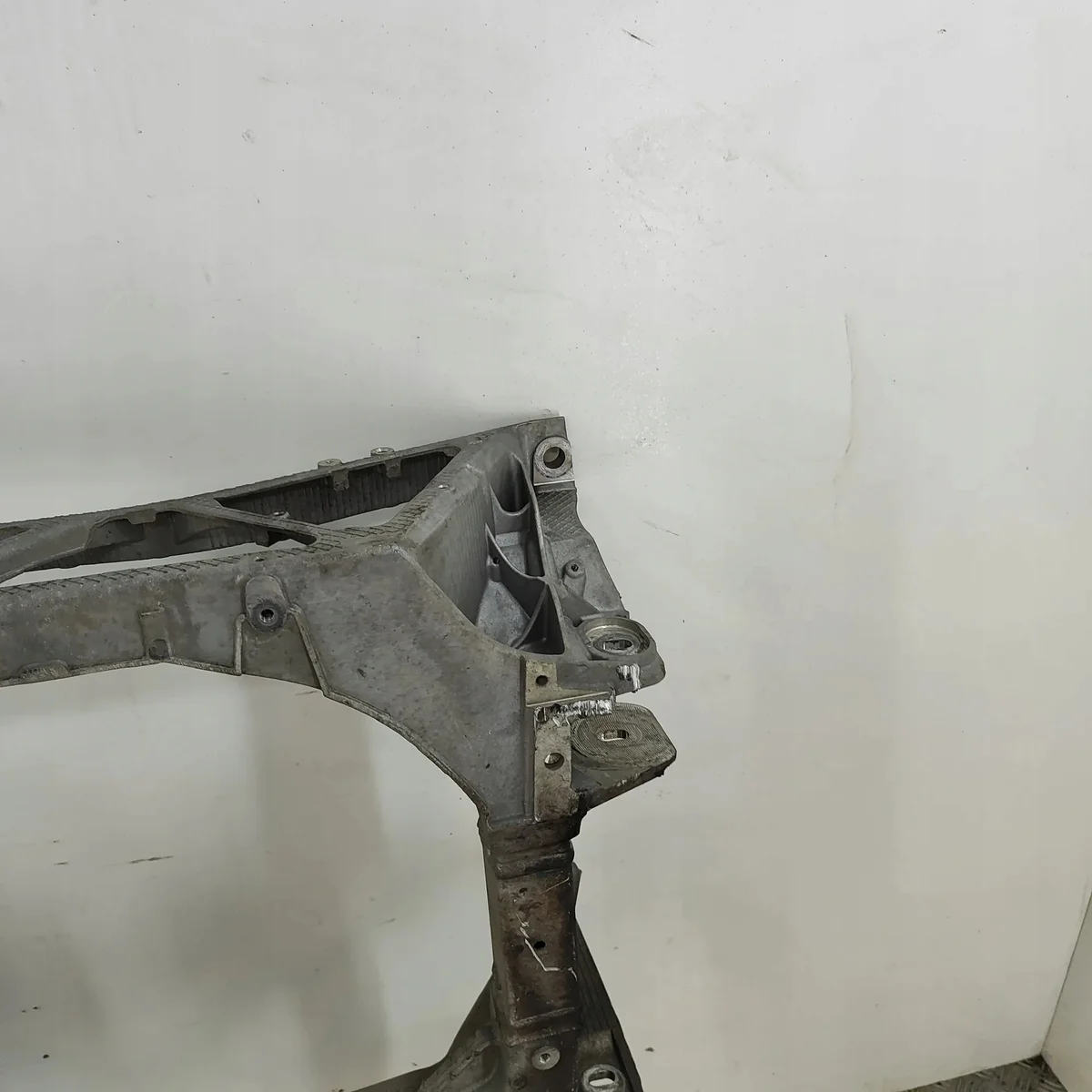 Soporte delantero Porsche Panamera 970 image 6