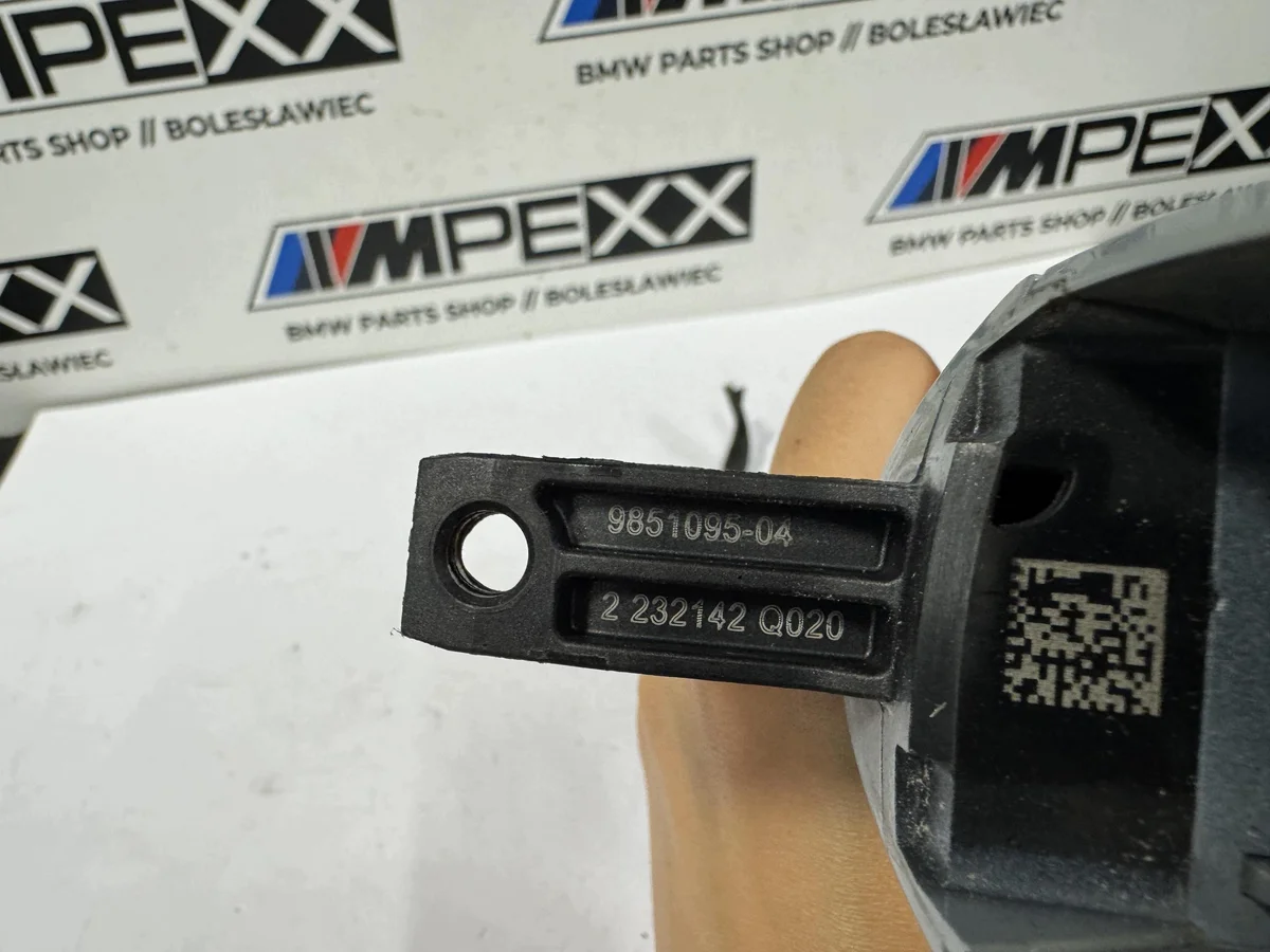 BMW G30 G31 G32 Türgriff hinten links image 3