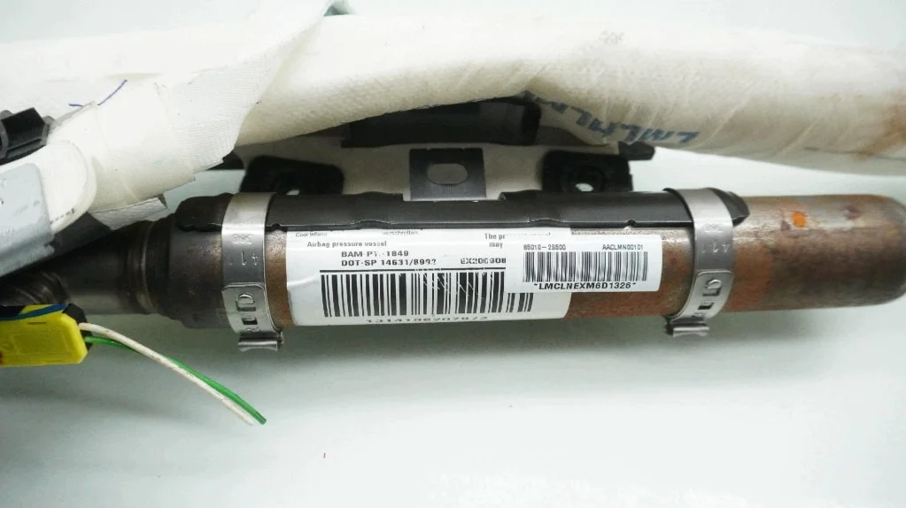 Hyundai IX35 Airbag Curtain Links 85010-2S500 image 4