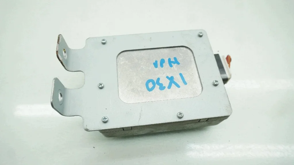 HYUNDAI IX35 Steuergerät 95300-2Y000 image 3