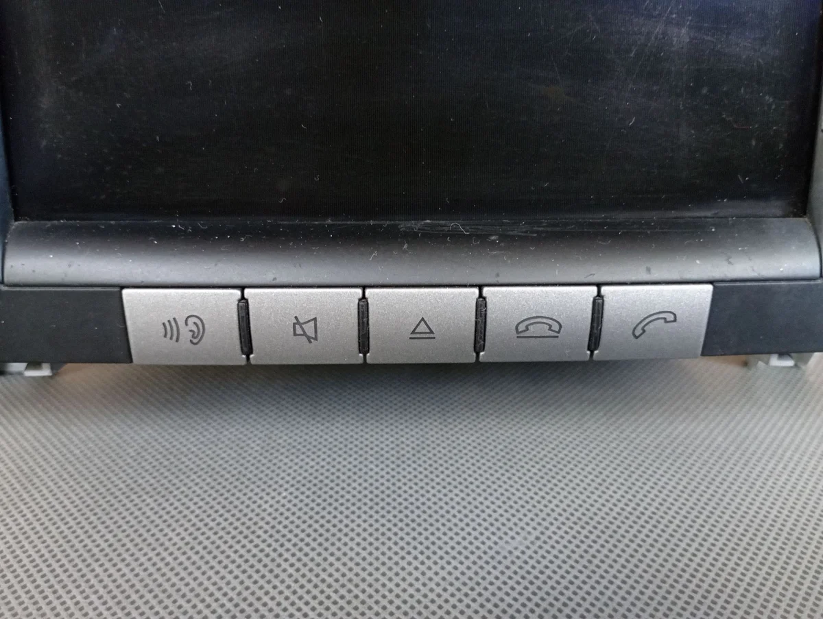 Mercedes SLK R171 Radio Navigation A1718201097 image 4