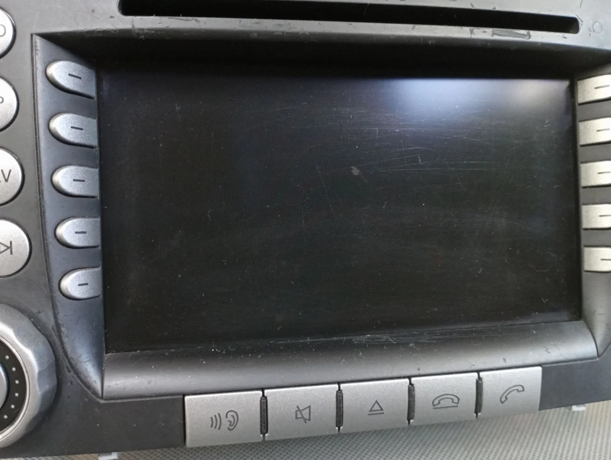 Mercedes SLK R171 Radio Navigation A1718201097 image 6