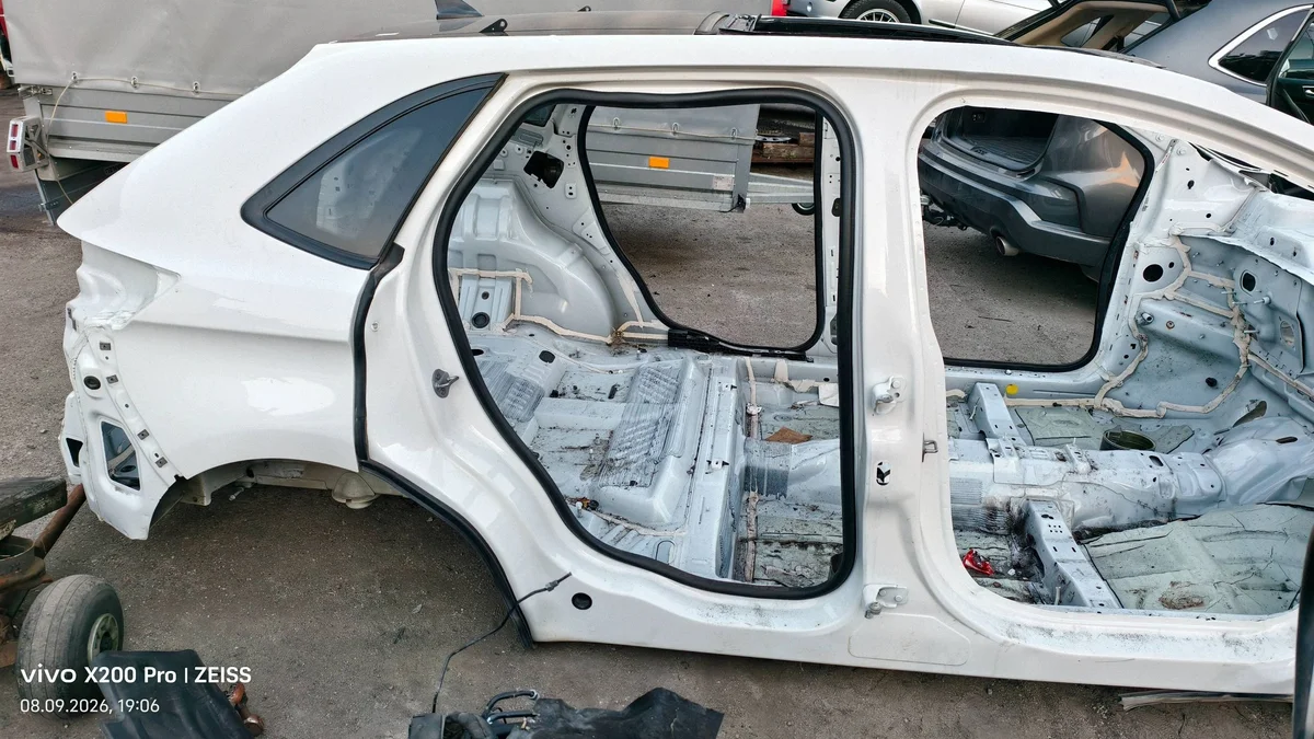 Ford Edge 22r Kotflügel hinten SJNFDICNSNJN0 image 6