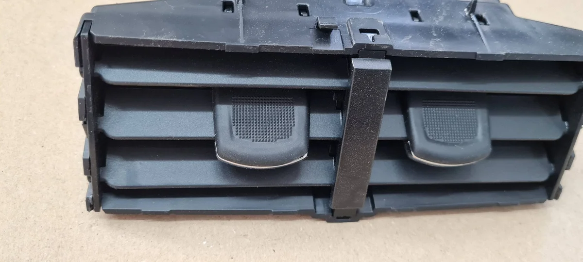 Ford Edge II 2020 ST LIFT Grille image 3