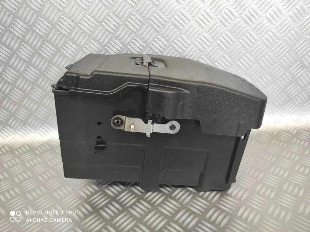 Base da Bateria Ford Transit Connect MK2 Usada image 4