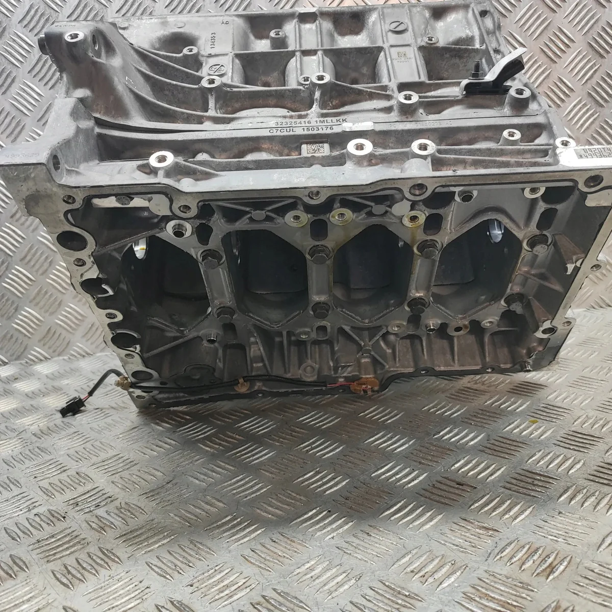 Bloque Motor Volvo XC40 2.0L 31460273 image 4