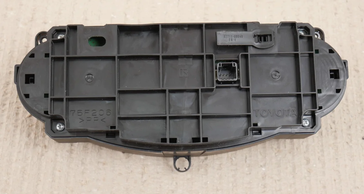 Panneau de commande climatisation Toyota Yaris III
