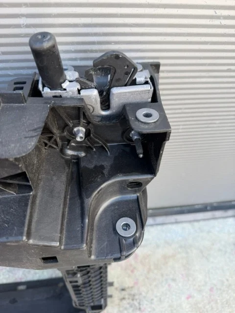 Support de traverse avant VW Passat B9 3J0805588C image 5