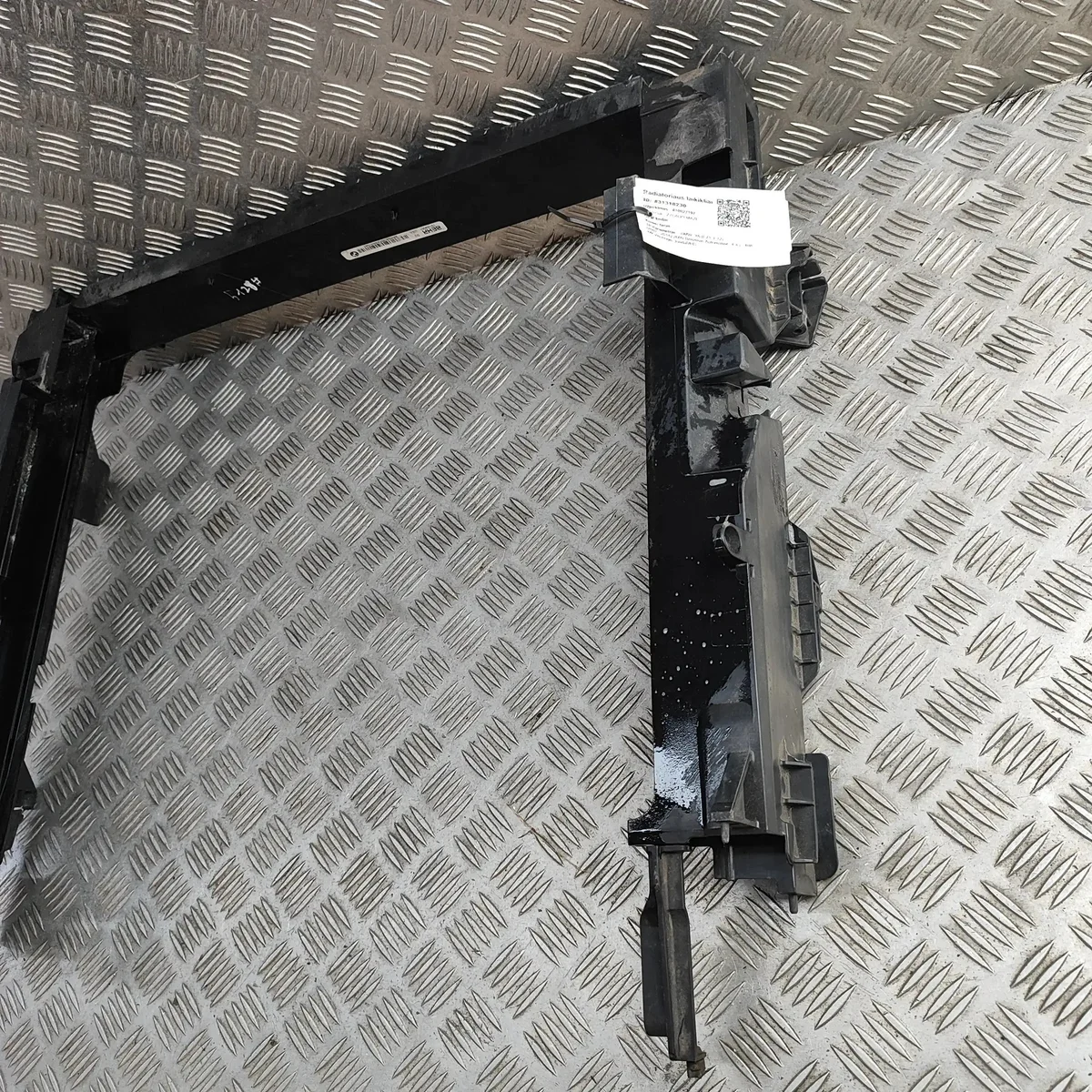 Support radiateur BMW X6 E71 E72 OEM 8570841 image 4
