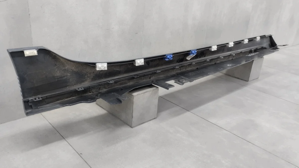 Schwellerleiste links BMW 1 F40 M Paket image 5