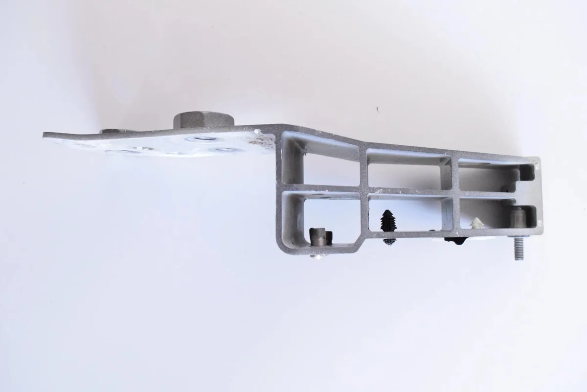 Jaguar I-PACE J9D317B756AA Soporte Faro Izquierdo