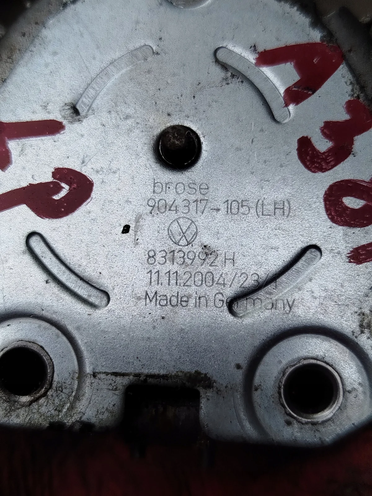 Sitzverstellmechanismus links vorne VW Golf 5 image 3