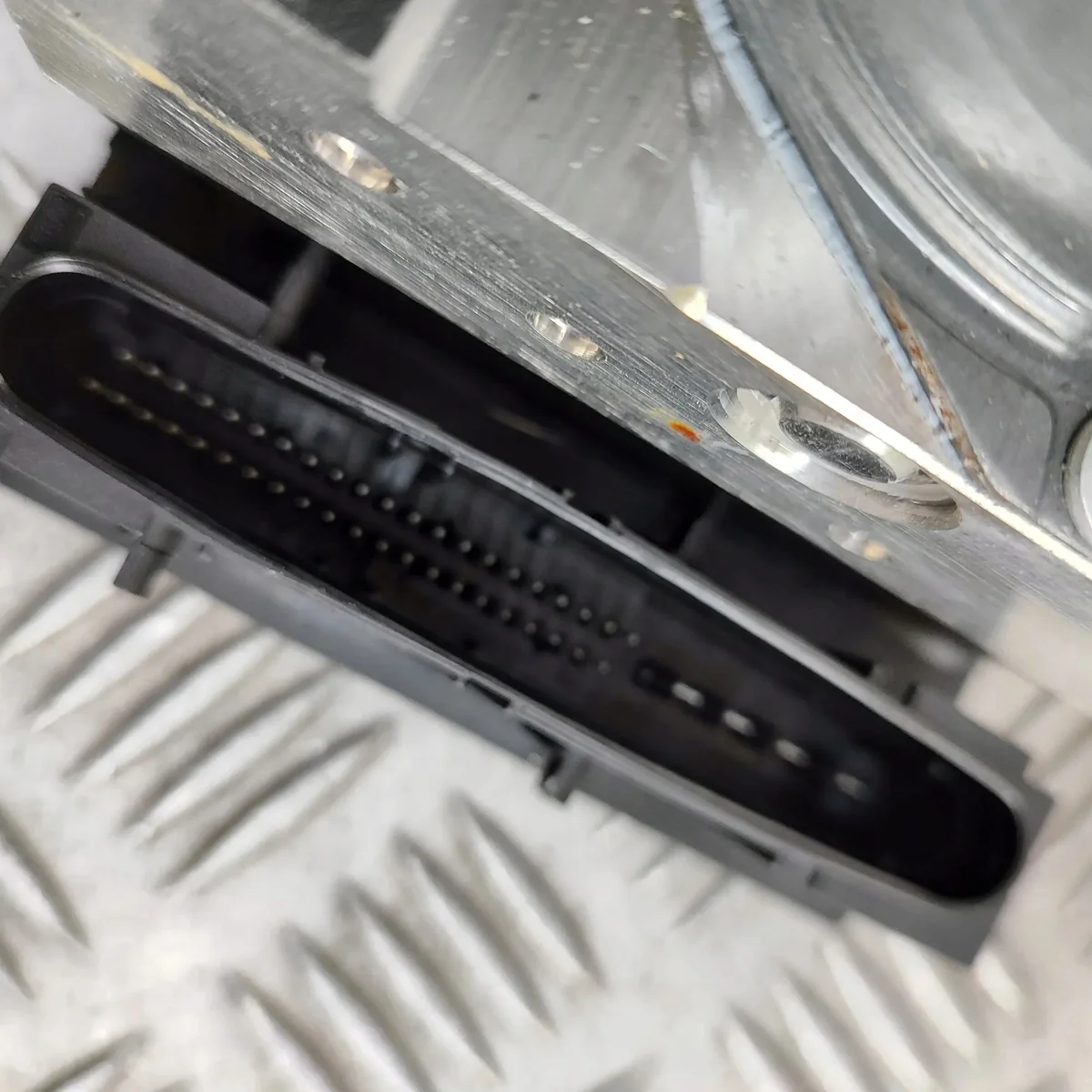 ABS Pumpe Porsche Cayman (987) 98735575512 image 4