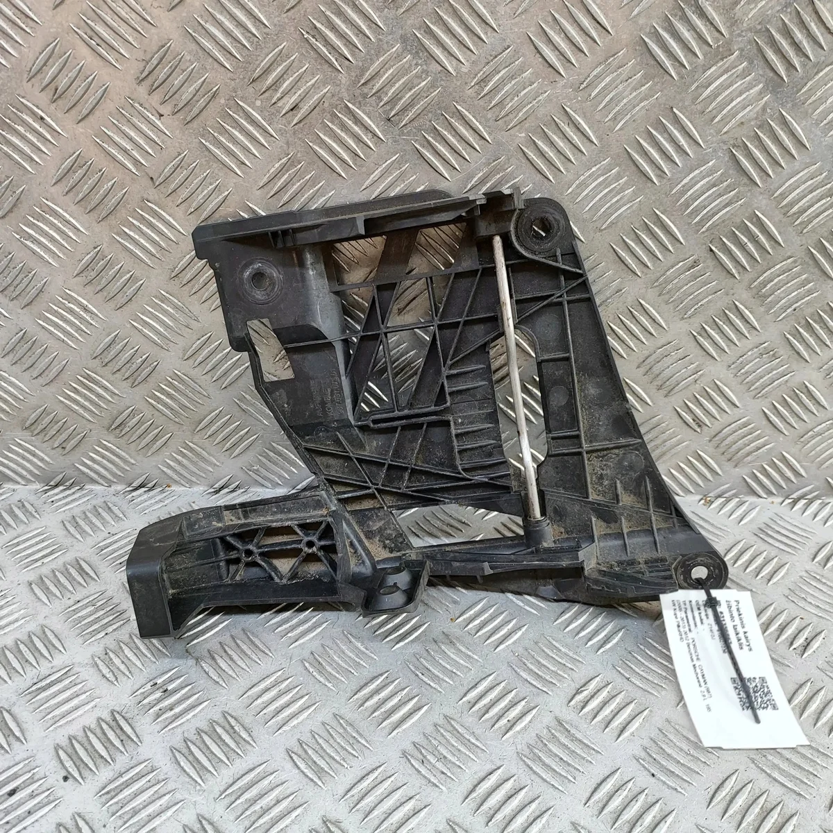 Porsche Cayman 987 vasen ajovalon pidike