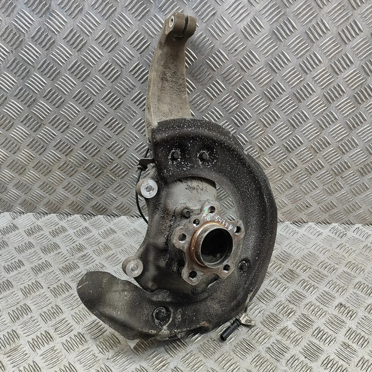 Front Right Steering Knuckle BMW 8 Gran Coupe