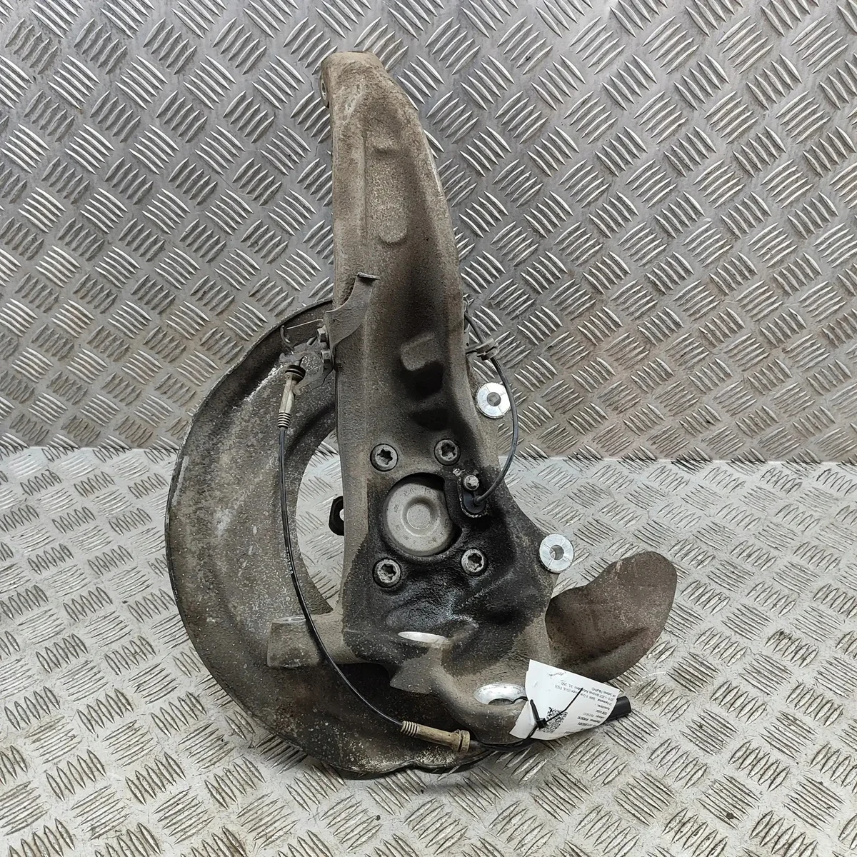 Front Right Steering Knuckle BMW 8 Gran Coupe image 4