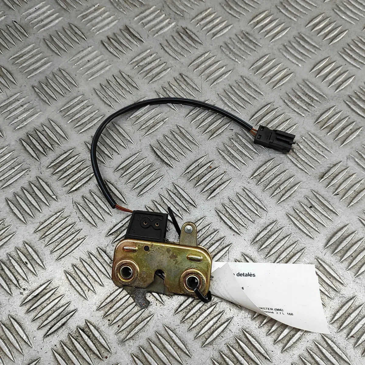 Porsche Boxster 986 Trunk Latch Used image 3