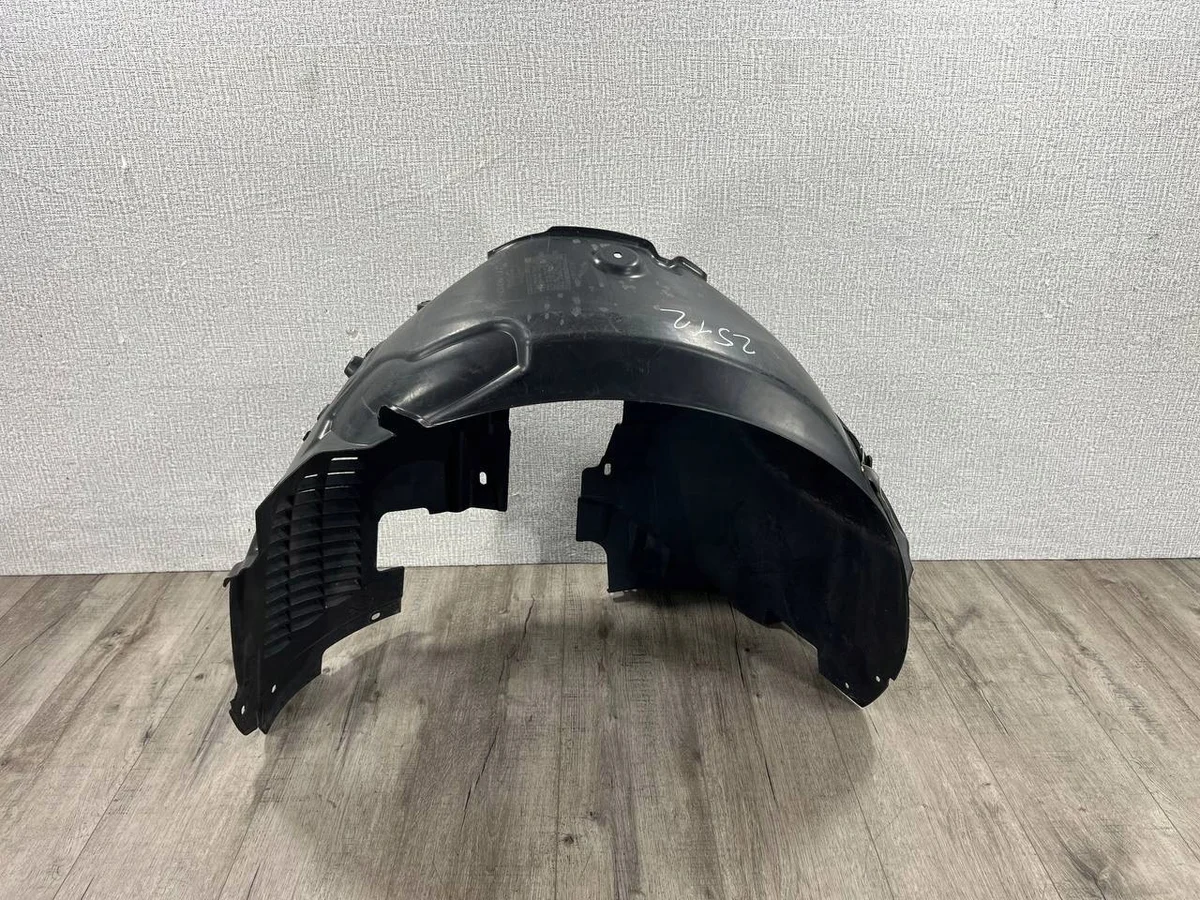 Jaguar XE X760 Guarda-lamas Esquerdo Original
