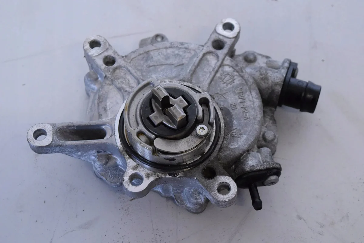 Pompa Vacuüm Mercedes-Benz E W213 A2760102714