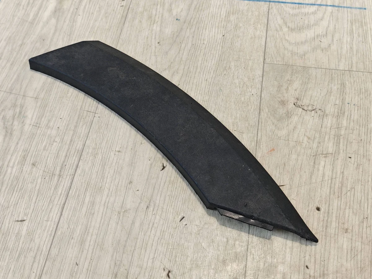Porsche Taycan 9J1 Kotflügelverkleidung Links Hinten image 4