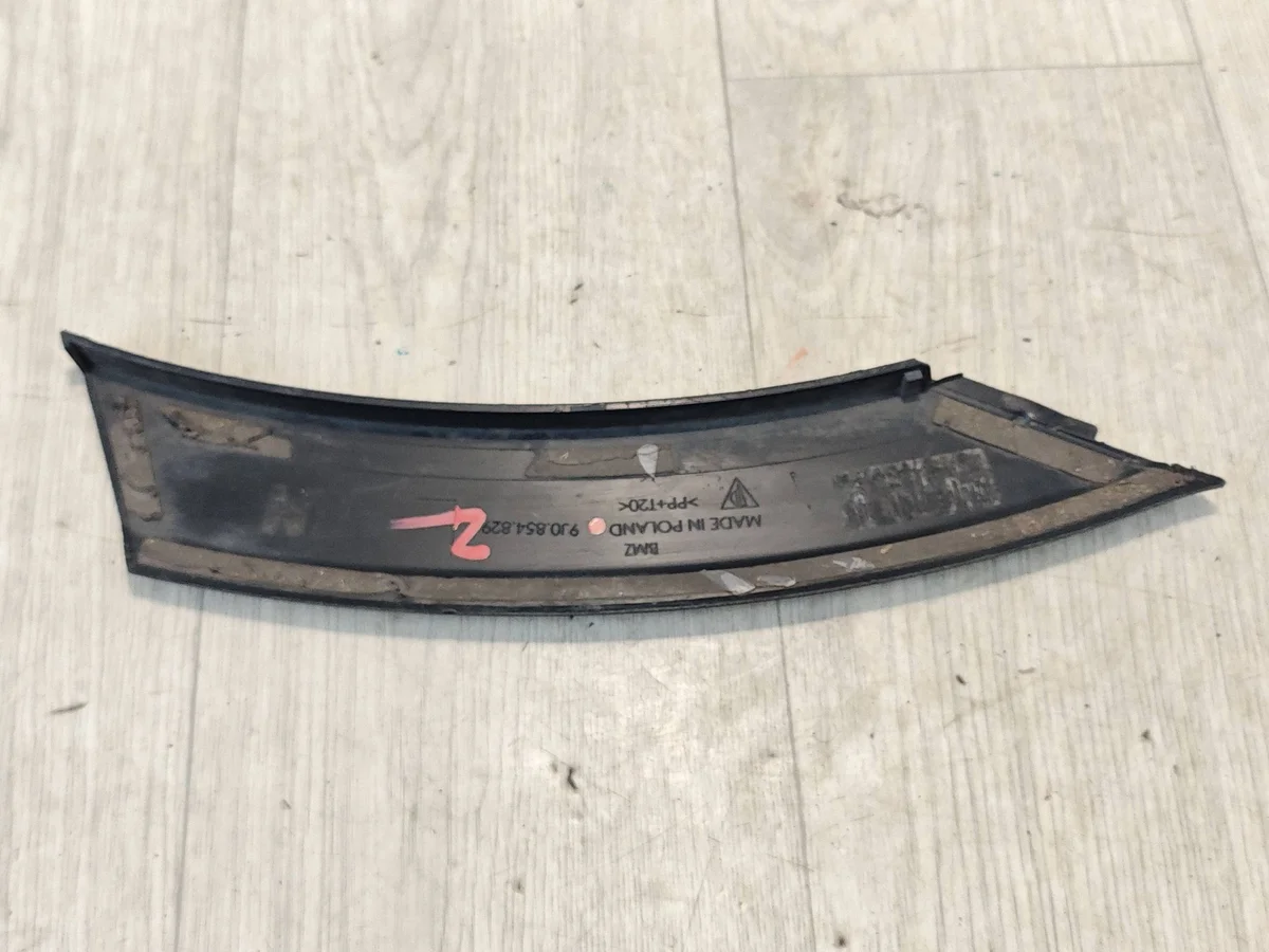 Porsche Taycan 9J1 Kotflügelverkleidung Links Hinten image 8