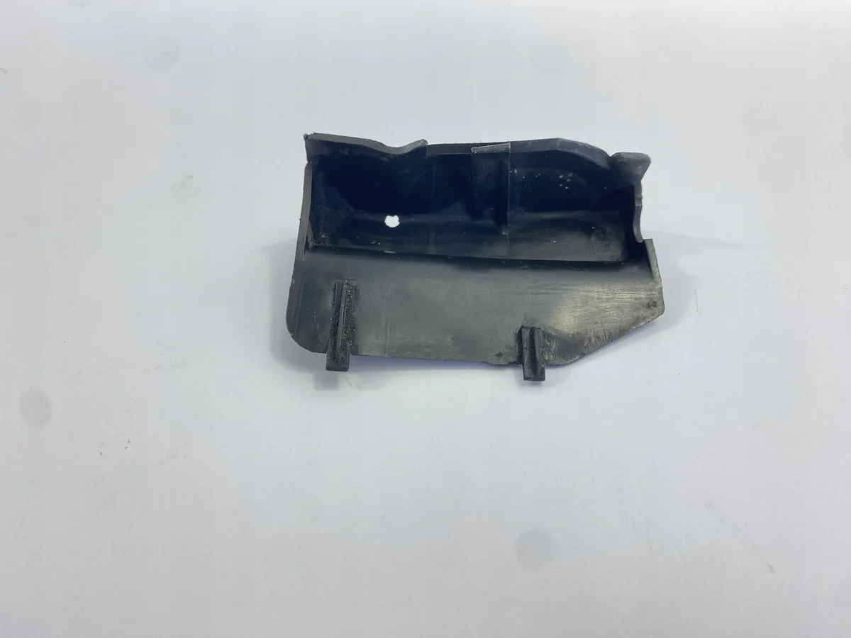 Abdeckung Schließbügel Motorhaube Mercedes W124 image 10