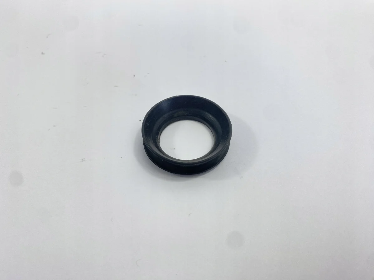 Dichtung Kofferraumklappe Mercedes 190 W201 image 7