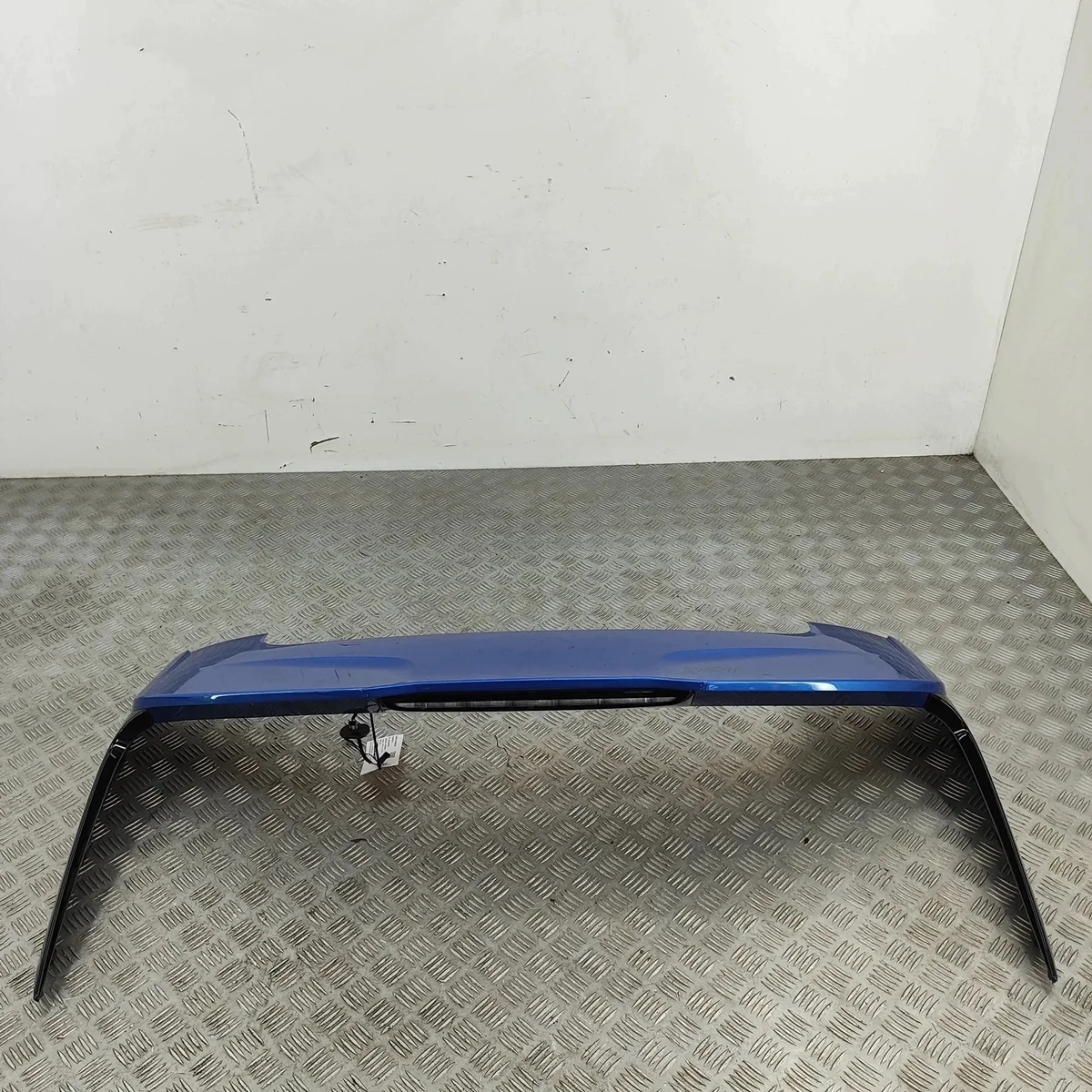Spoiler Ford Kuga III LV4BS44210AW Usado