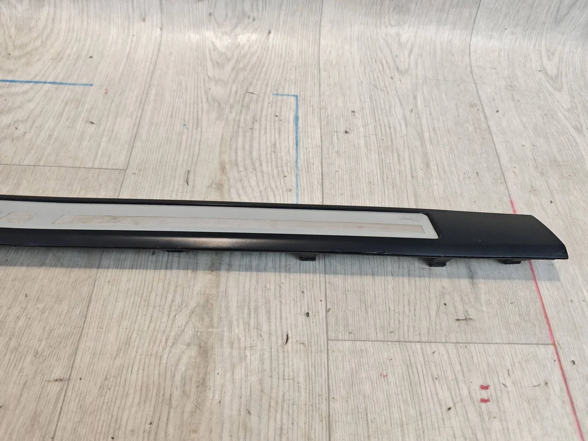 Audi A8 D3 S-Line Schwellerleiste rechts hinten image 7