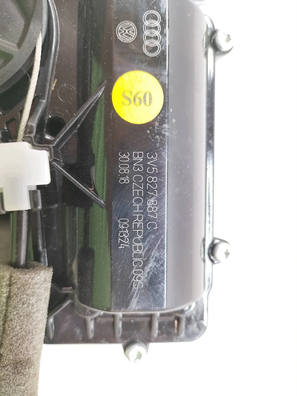 Fechadura Porta-Malas Audi A7 II C8 Usada