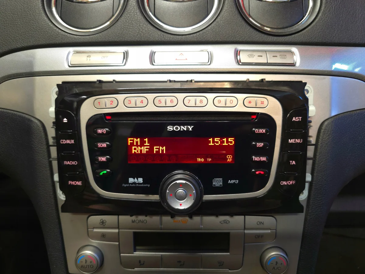 Ford S-Max Radio Sony DAB MP3 Gebruikt