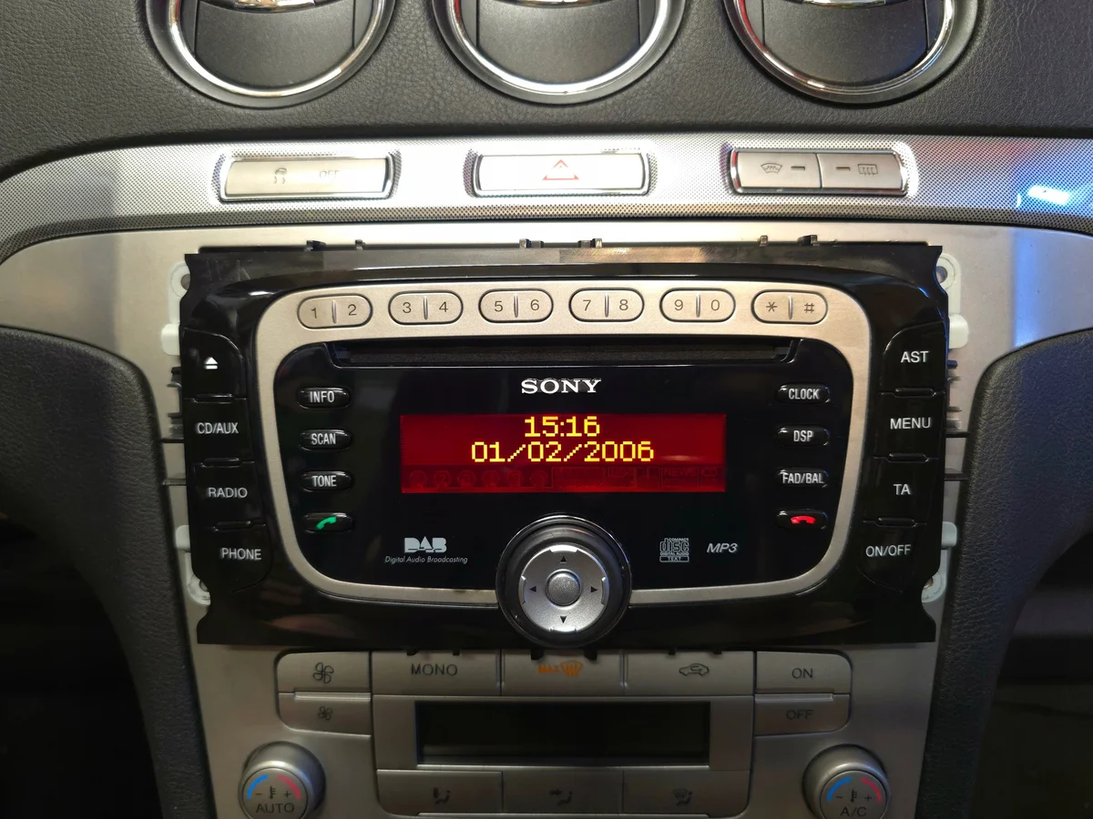 Ford S-Max radio Sony DAB MP3 image 8