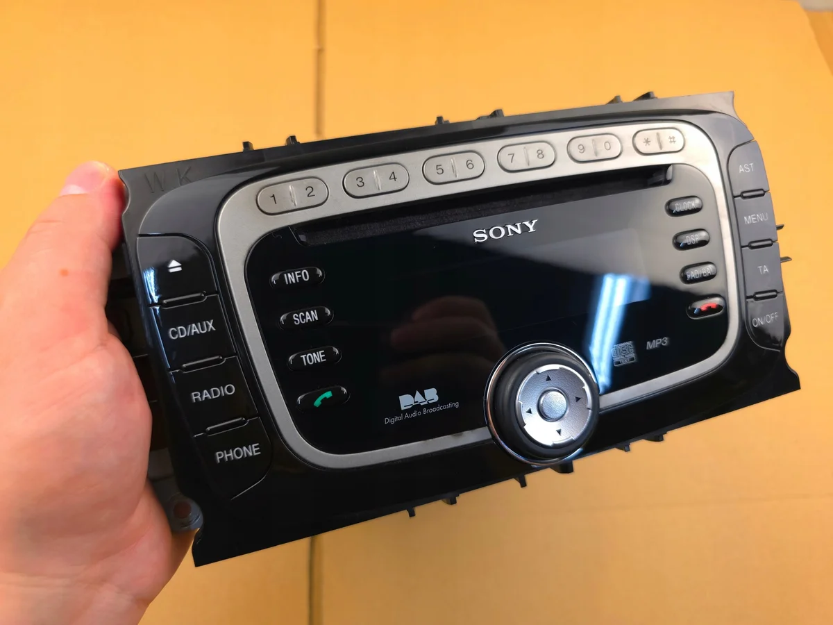 Ford S-Max radio Sony DAB MP3 image 10