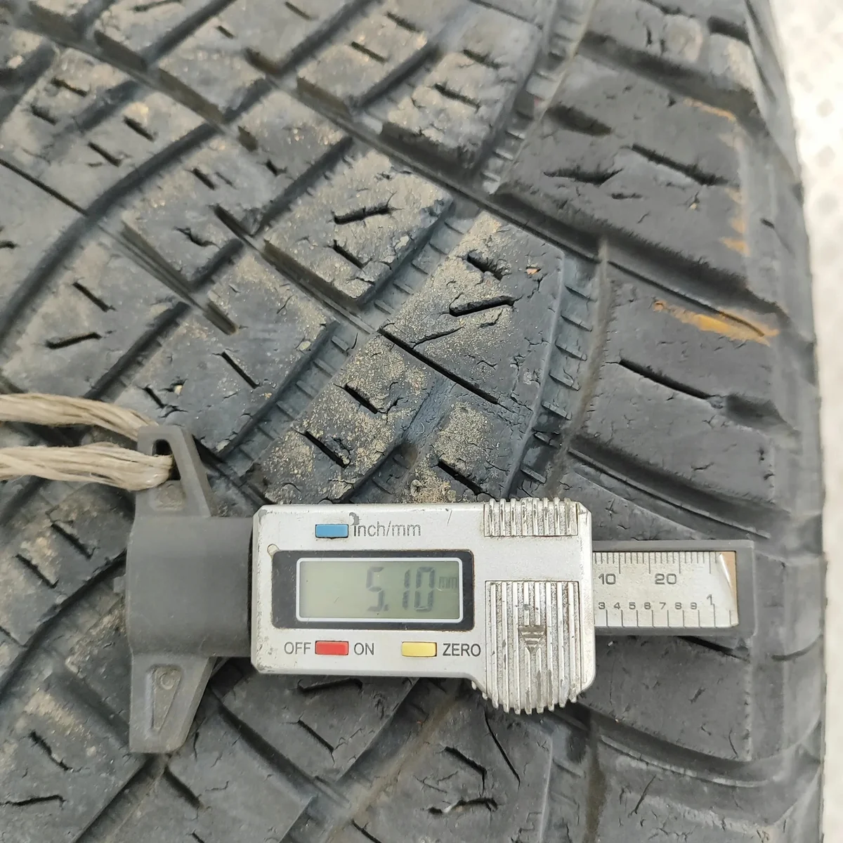 Roue de secours Toyota Hilux VII 426110KC30 image 10