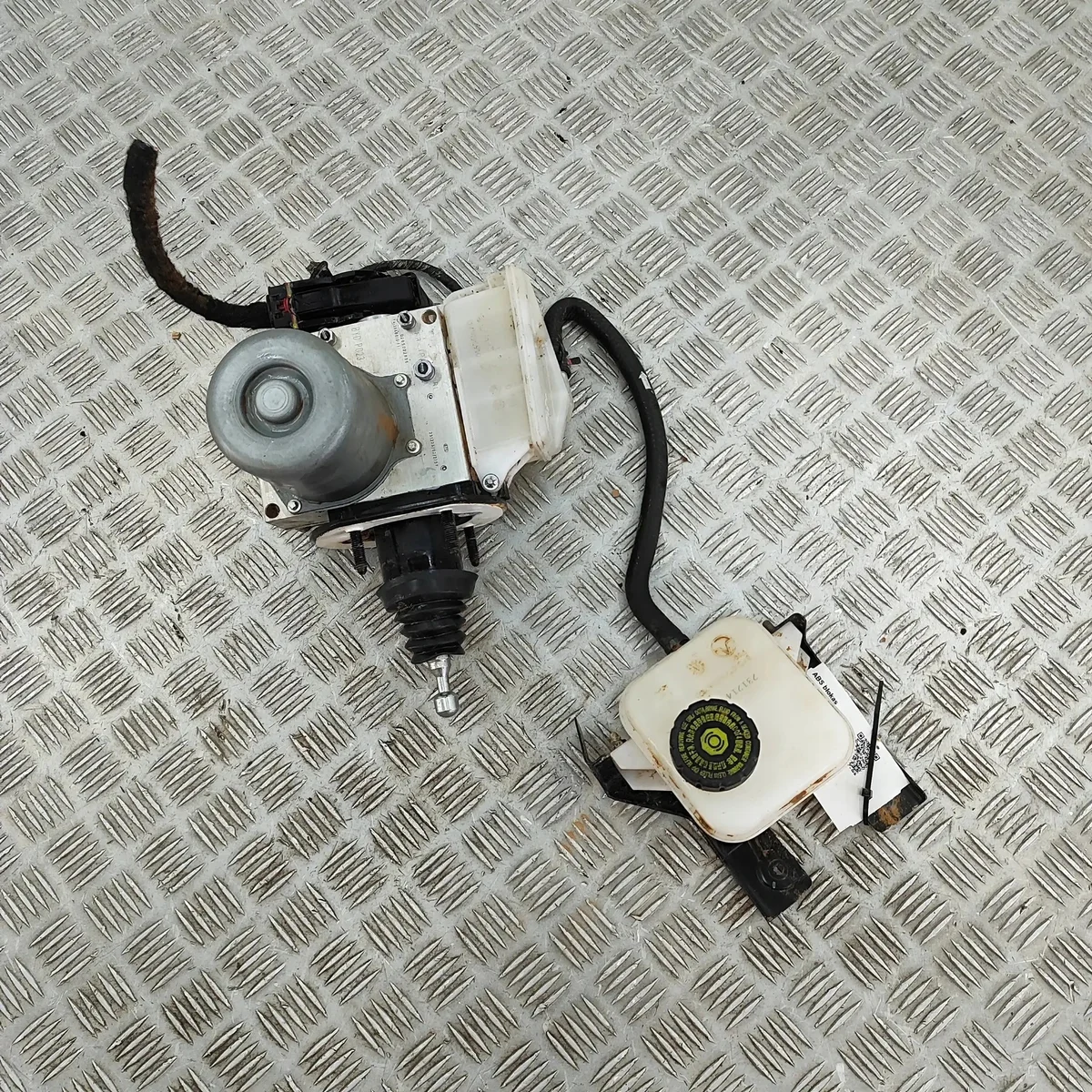 ABS-pump BYD TA3568010F1 - Begagnad