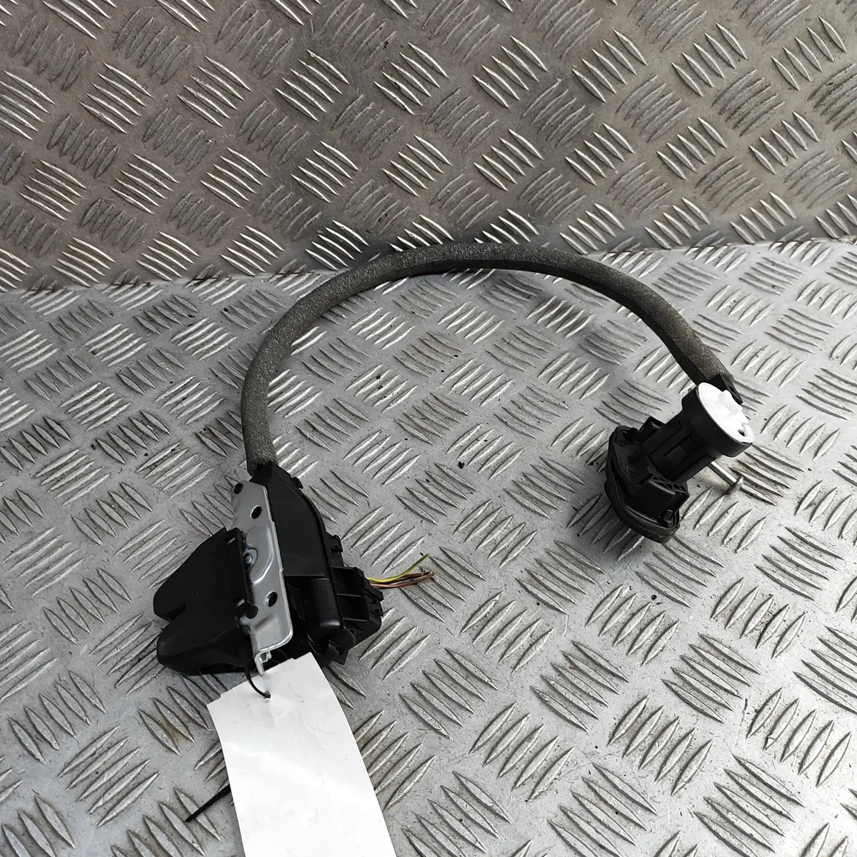 Fechadura Porta-malas Mercedes E Cabrio A207