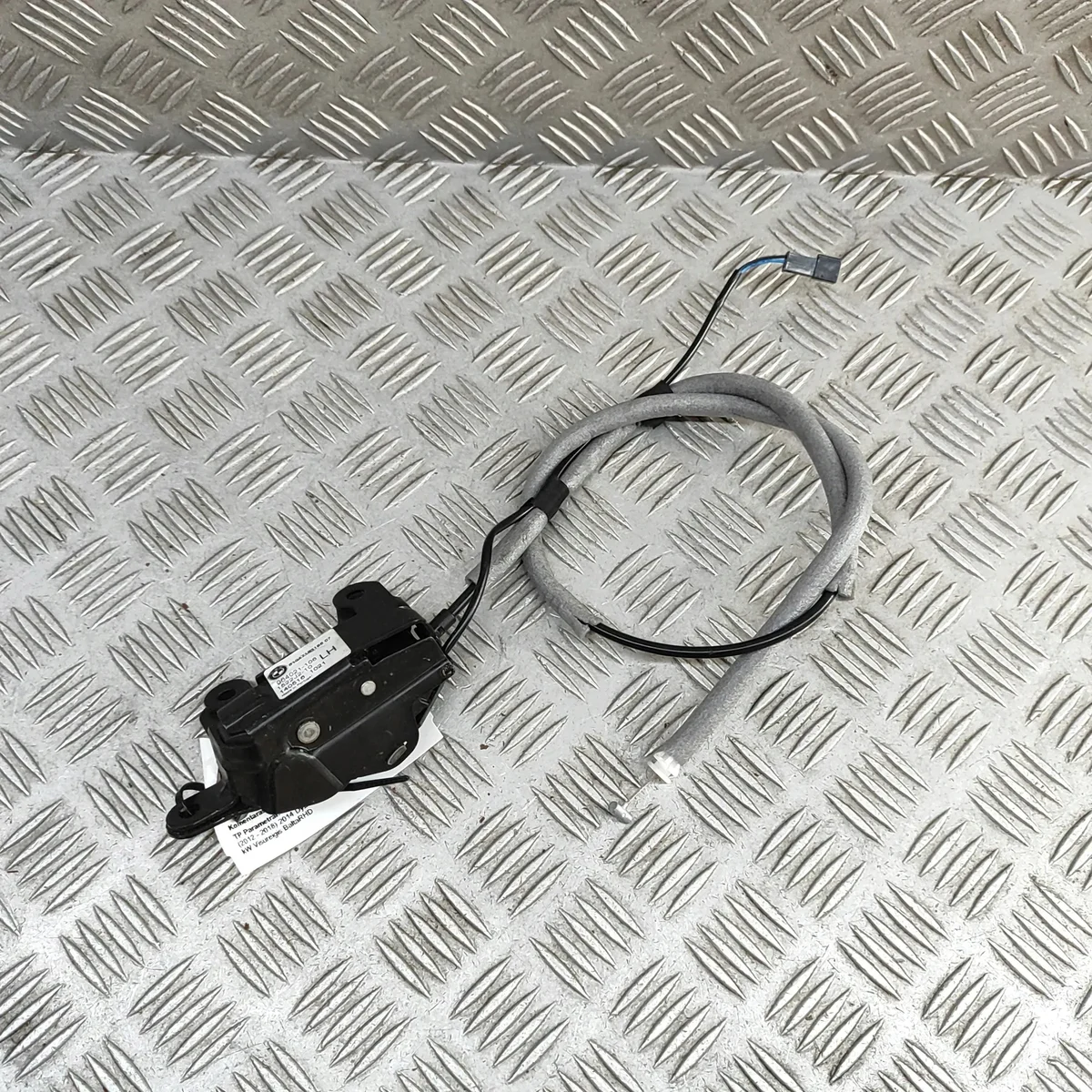 Serrure hayon BMW X5 F15 F85 OEM 7183196 image 3