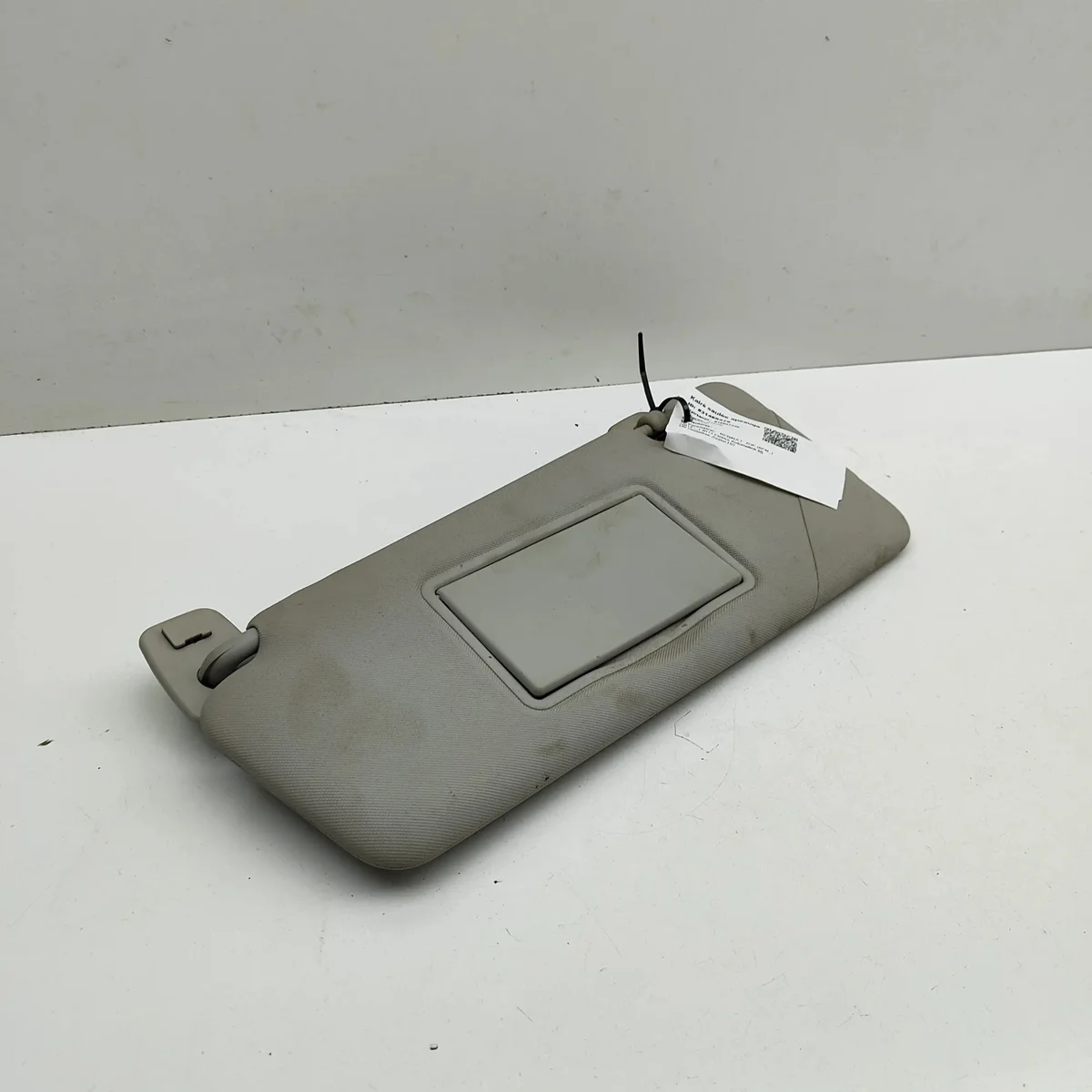 Renault Zoe 2018 Protetor Solar Direito OEM 964010303R