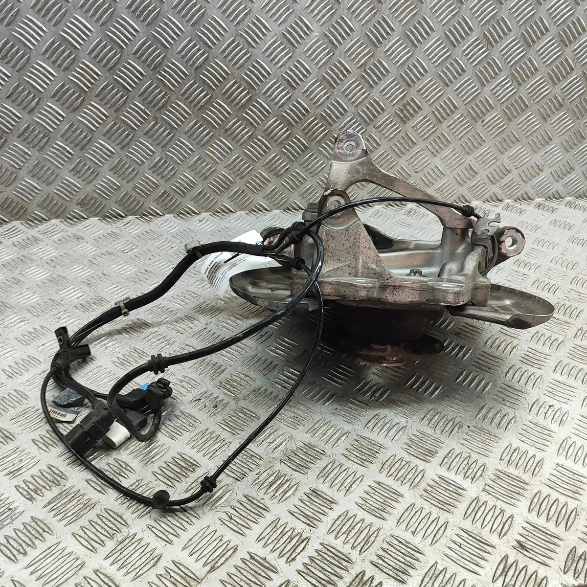 Achsschenkel Links Mercedes AMG GT C190 A1903504301 image 3