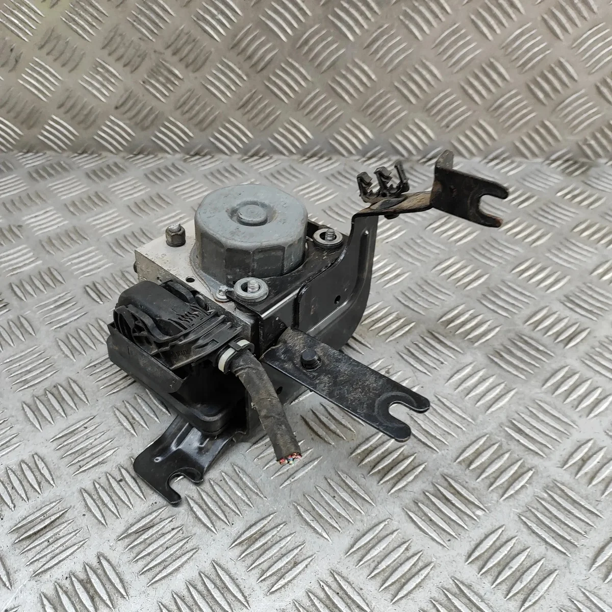 ABS Pumpe Renault Zoe 476601988R gebraucht image 3