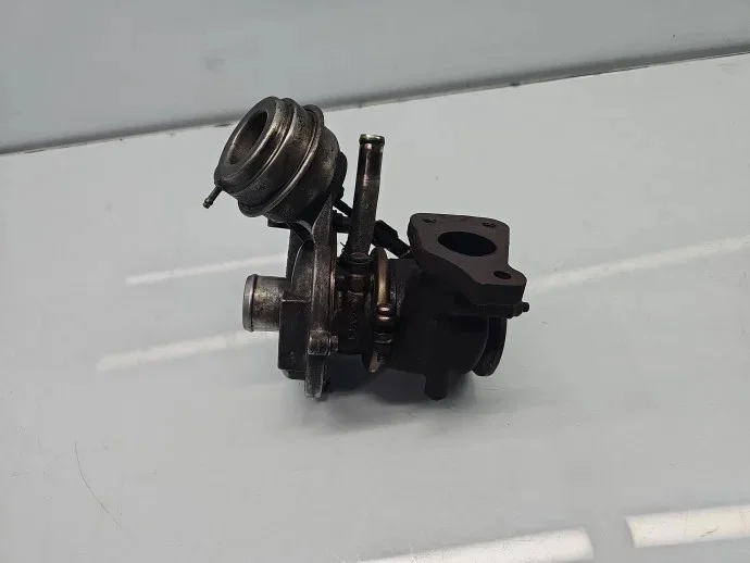 Turboahdin Peugeot Bipper 1.3 HDi 9HZ