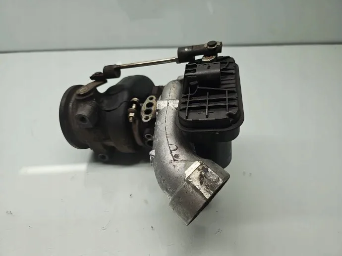 Turbocompressor Seat Leon 2.0 TDI Usado image 3